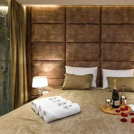 Rooftop Heated Pool Jelena Ζαντάρ